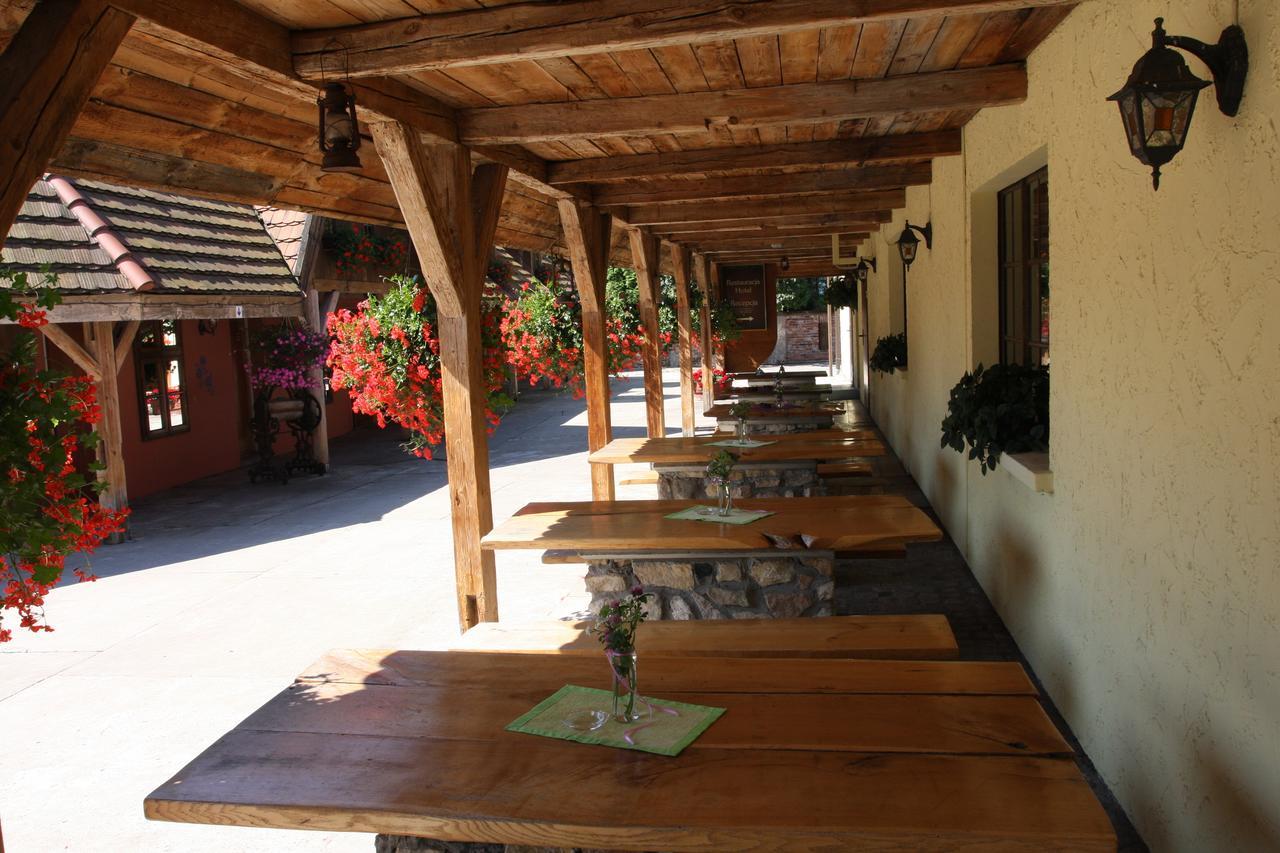 Hotel Restauracja Pustelnik Wisla Mala ภายนอก รูปภาพ